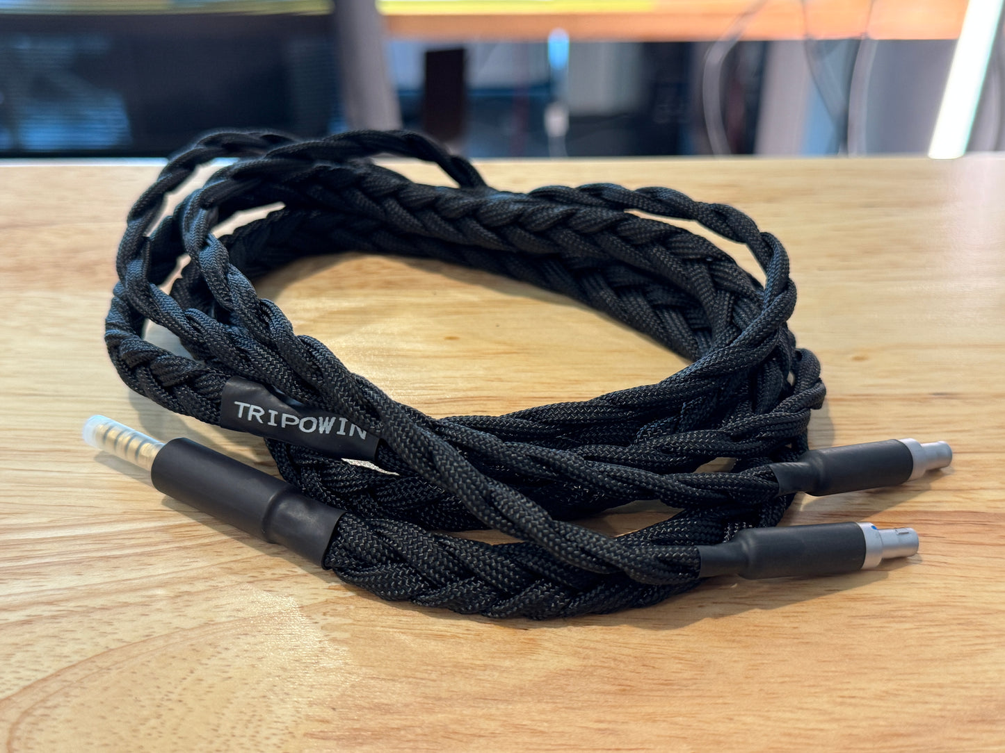 Demo Cables