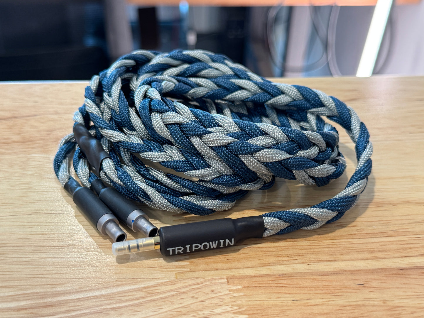 Demo Cables