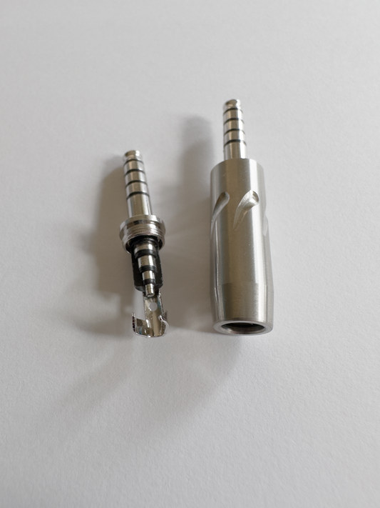 4.4mm Balanced Connector