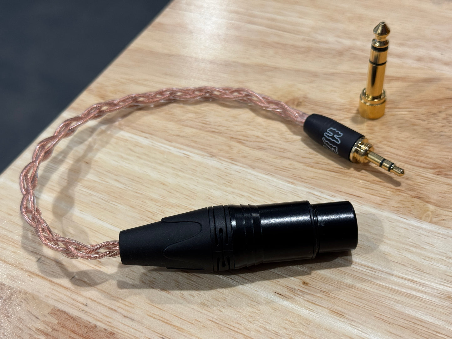 4-PIN Female XLR to 3.5mm/ 6.3mm Adapter